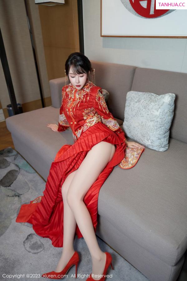 波巧酱  [XiuRen]高清写真图 2023.11.28 No.7729 波巧酱 新娘美腿第21张图片
